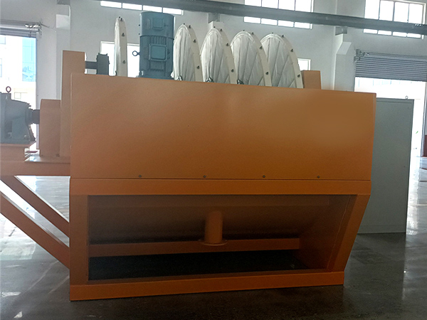 Континуирани ротациони диск филтер